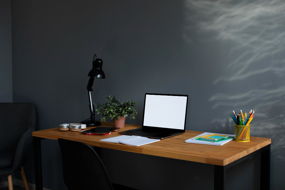 Maximizing Space and Functionality with the Right Work Table